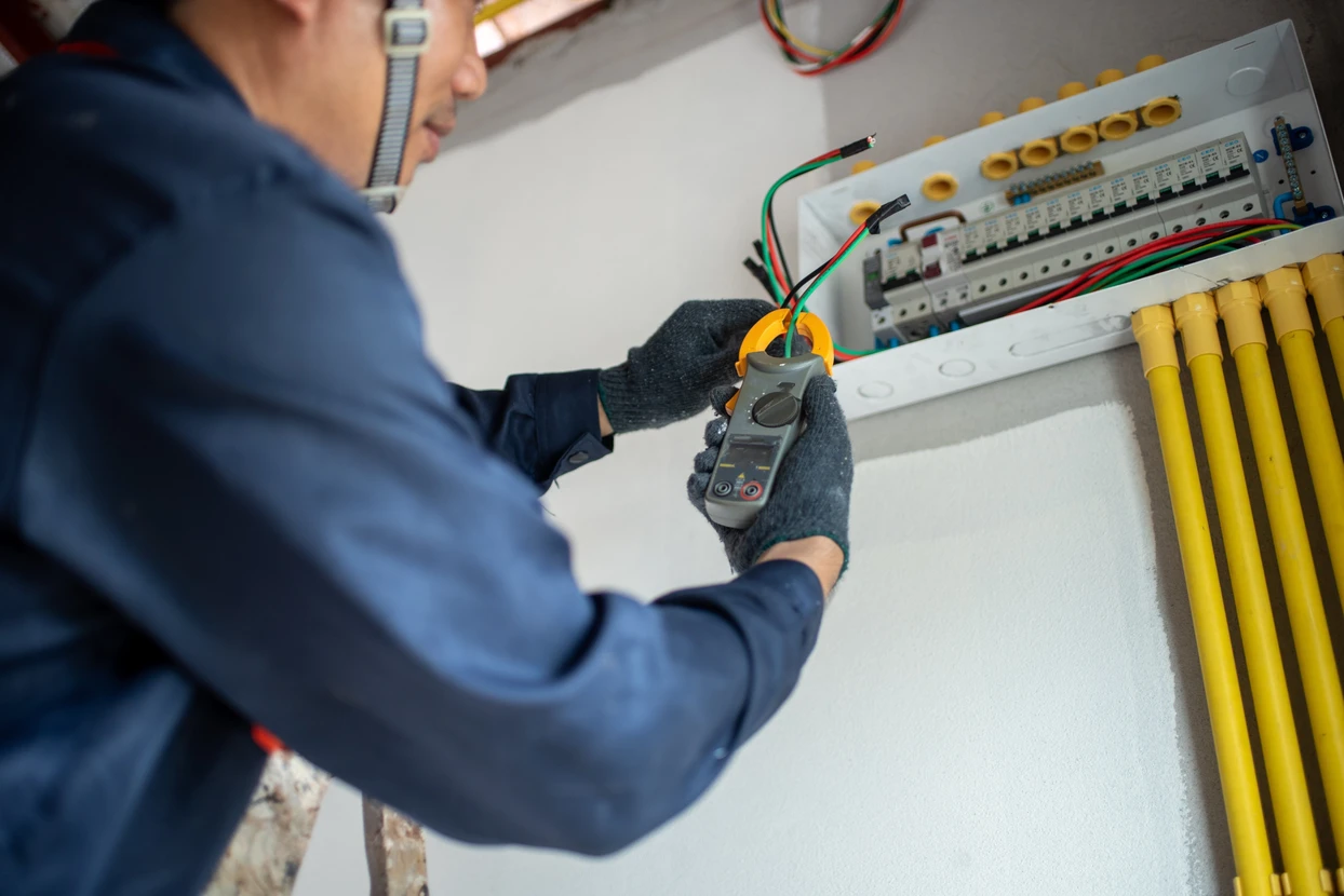 Travaux de câblage électrique de construction de logements
